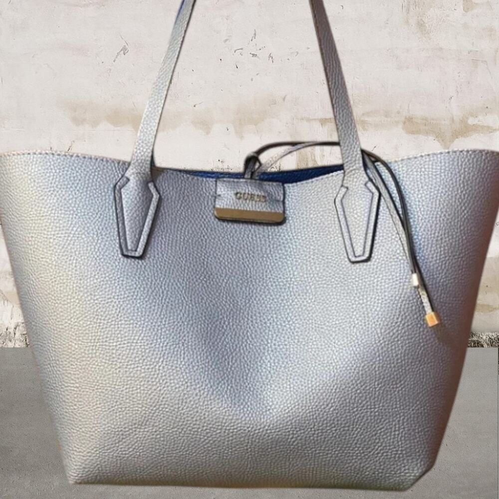 GUESS Metallic Reversible Tote Bag or Mask - Picture 6 of 6